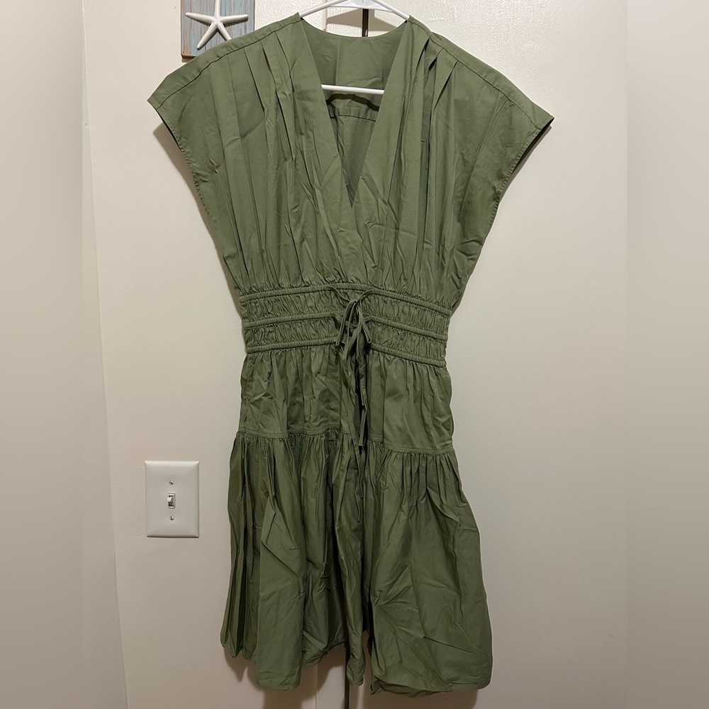Flattering Derek lam dress